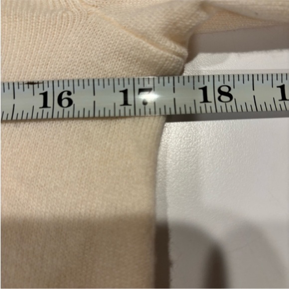 GAP NEW Merino Wool Bella Turtlene Turtleneck in Ivory Frost Womens Size XS - Picture 13 of 14